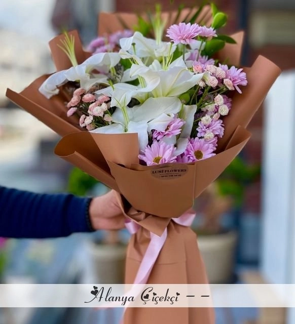 Lilyum Papatya Buketi