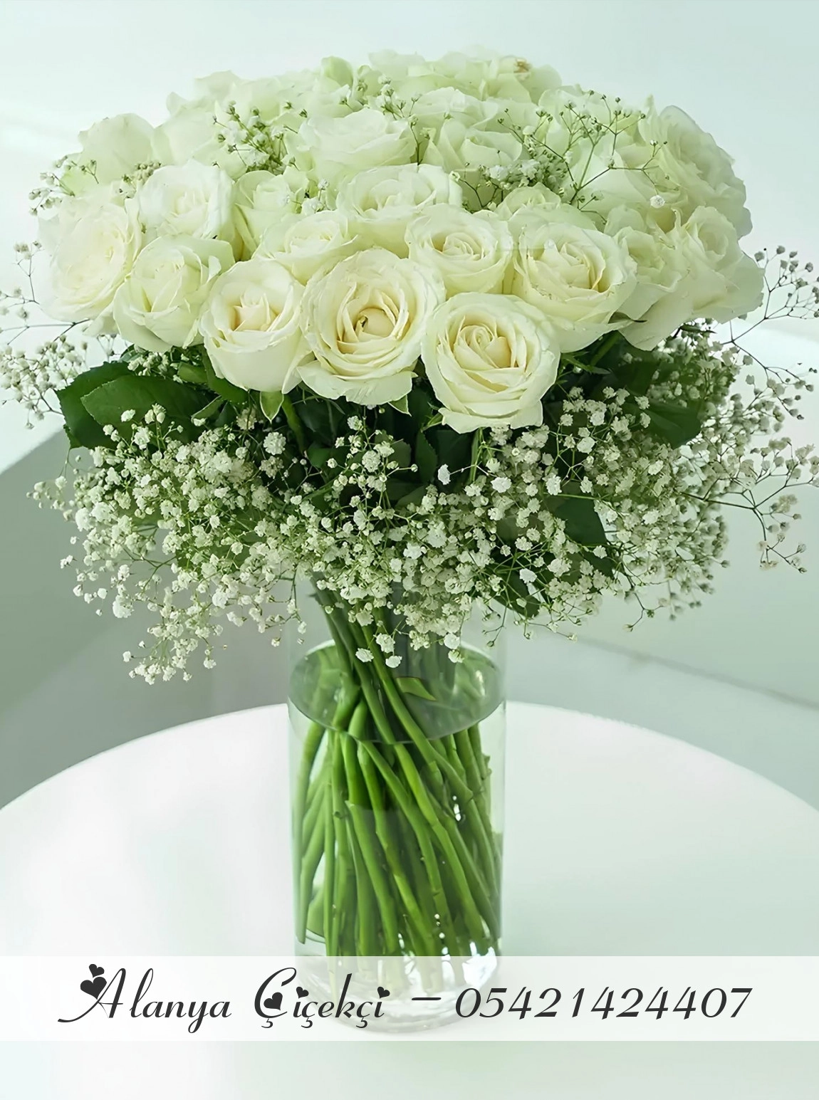 25 White Roses in Vase