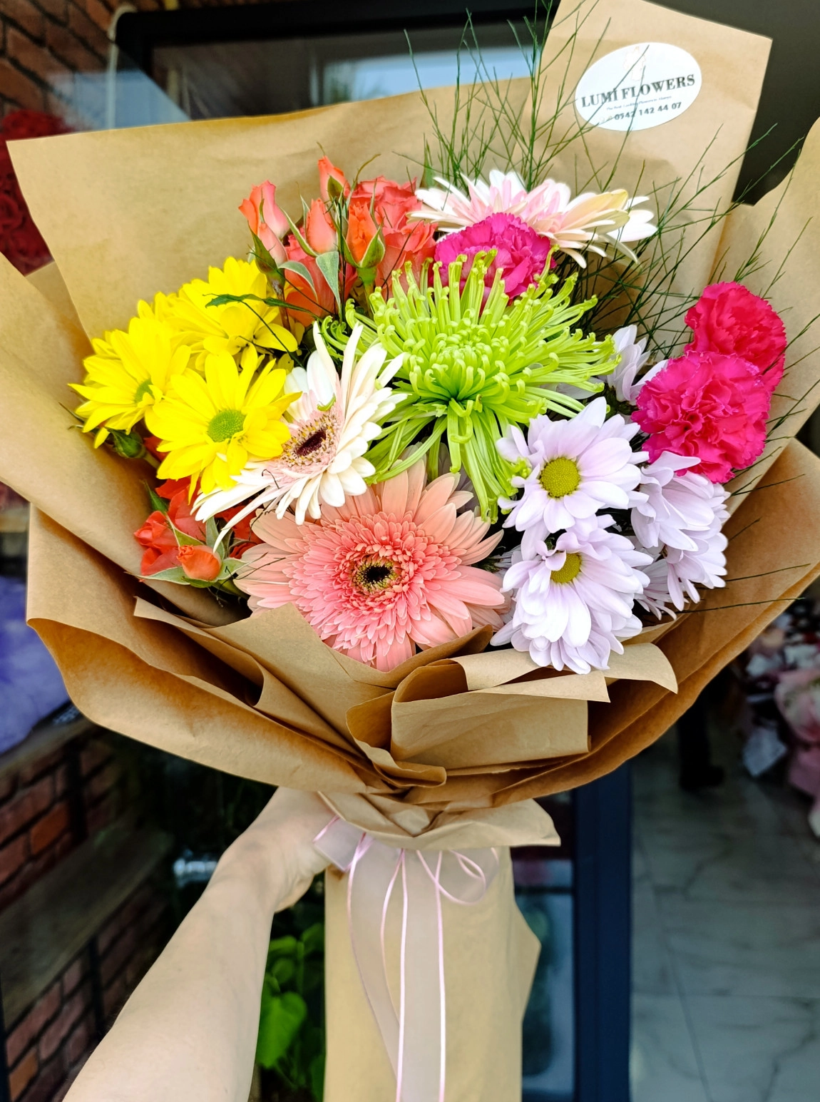 Lumi Color Bloom Bouquet