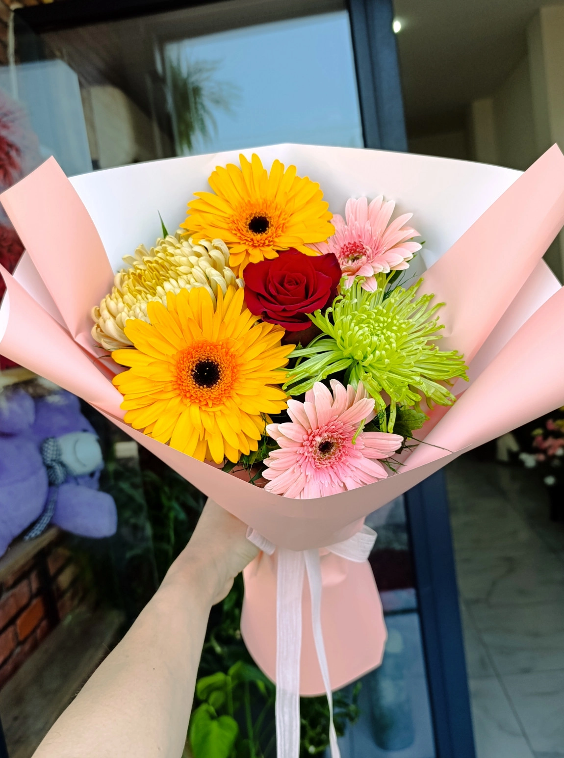 Lumi Sunshine Love Bouquet