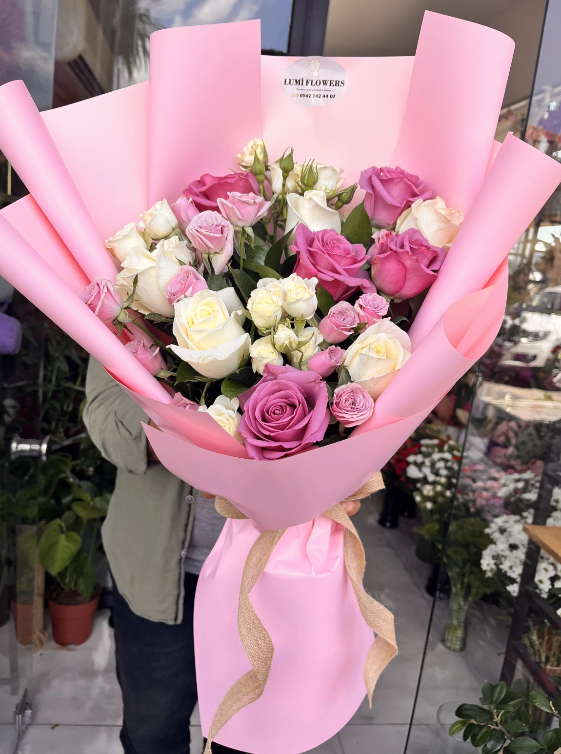 Lumi Sweet Blush Bouquet
