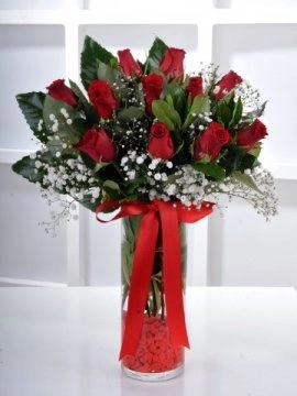 11 Kırmızı Gül Vazo