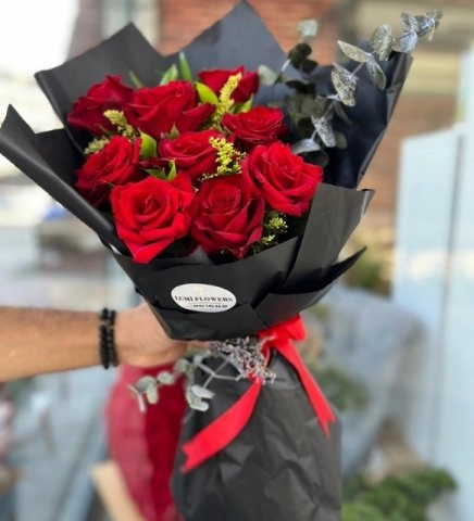 9 Lu Kırmızı Gül Buketi