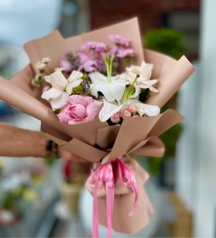 Lila Gül Ve Lilyum Buketi