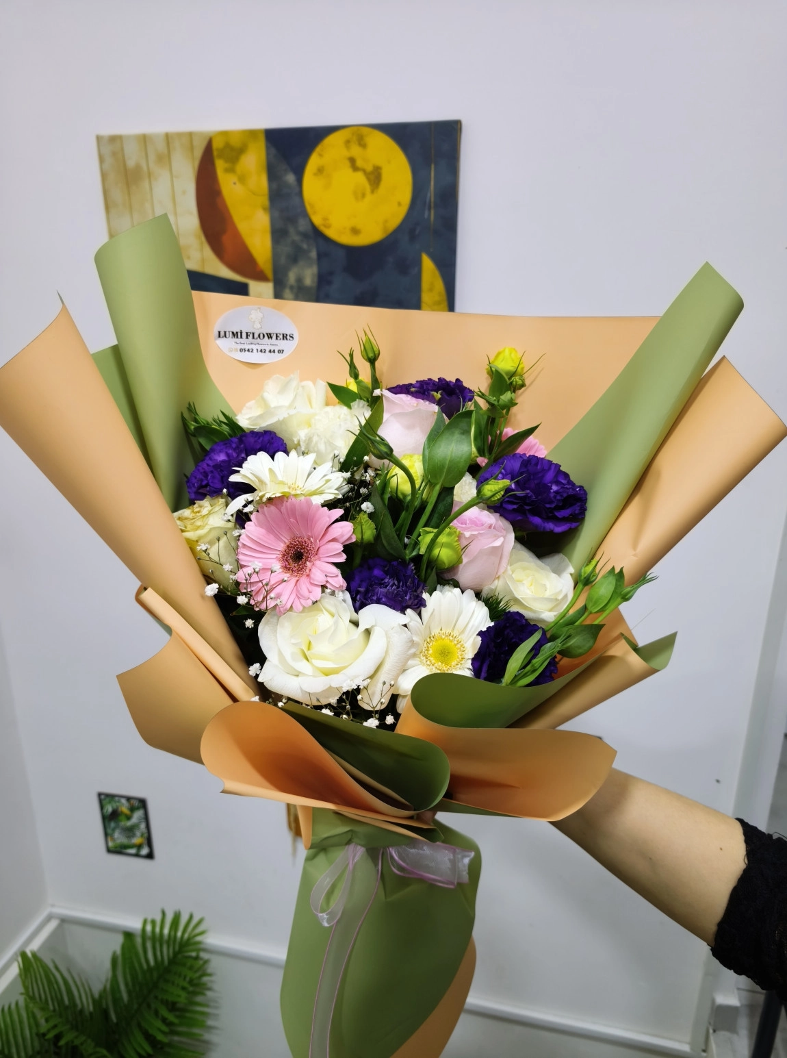 Lisyantus Gül Gerbera Buketi