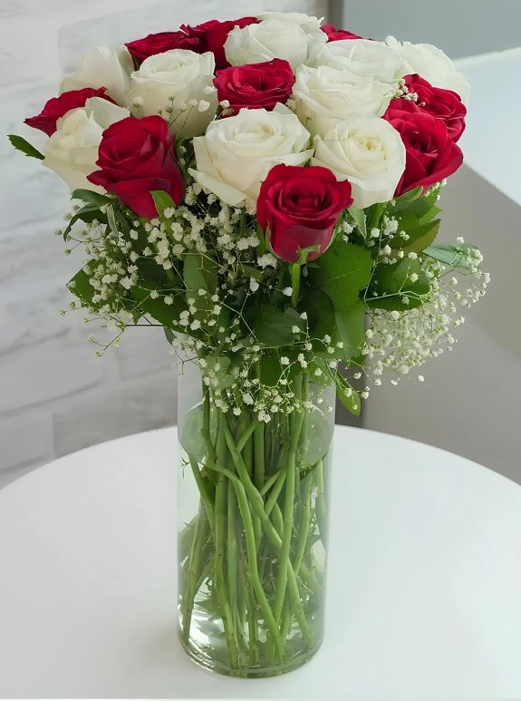 30 Roses Arrangement in Vase