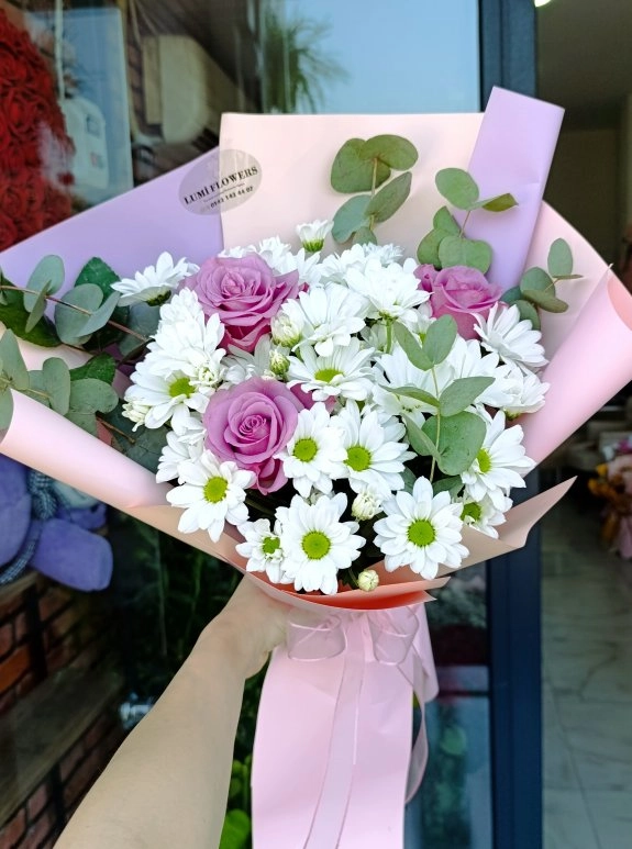 Lumi  Soft Art Bouquet