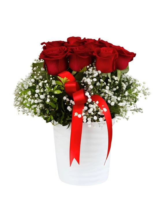 Özel Seramik Vazoda 9 Adet Gül