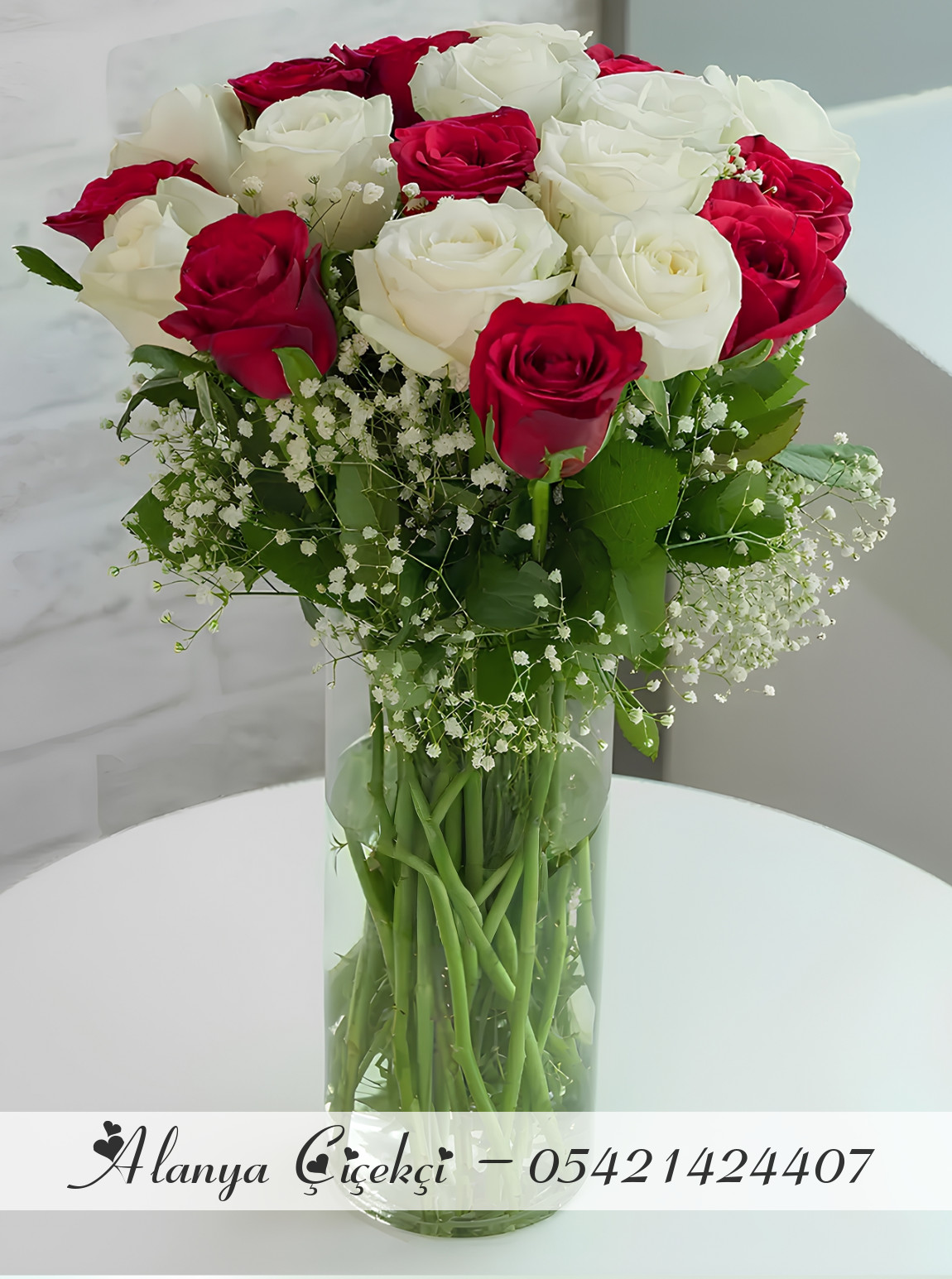 Vazoda 30 Tane Gül Aranjmanı